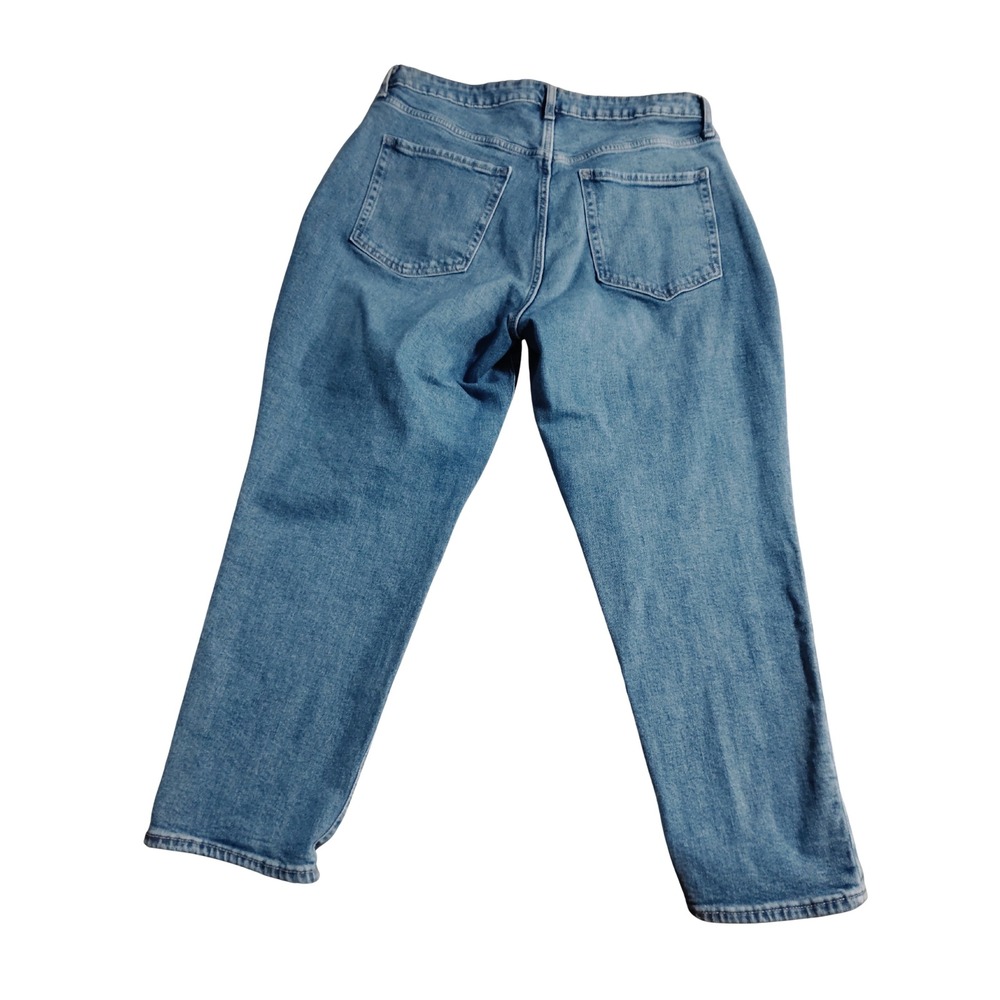 Old Navy‎ Curvy High Waisted Straight Leg Jeans Medium Wash Size 16 - Picture 2 of 8